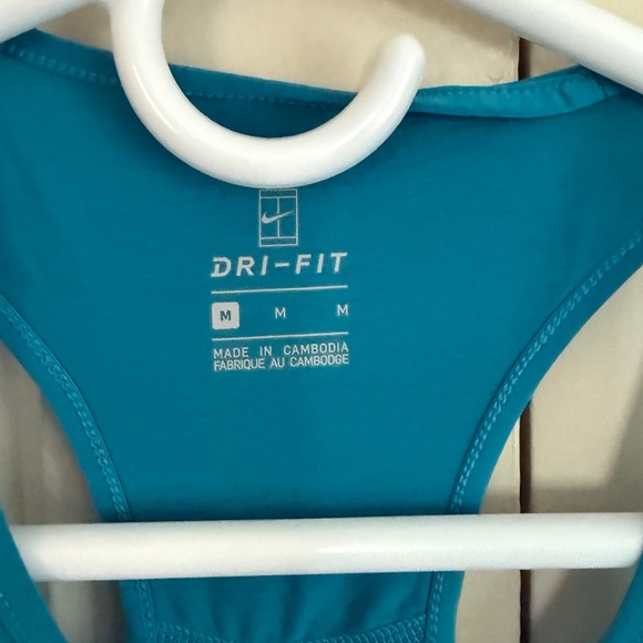 Nike Racerback - Picture 3 of 3